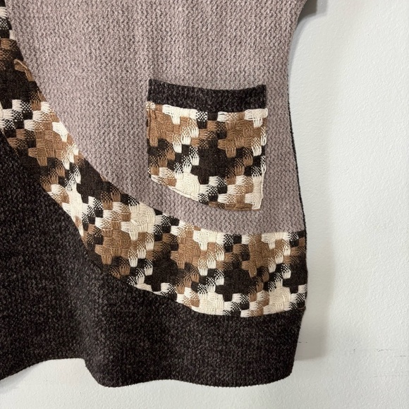 Trisha Tyler Houndstooth Short Sleeve Sweater Top Size M - Picture 2 of 5